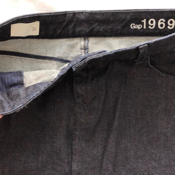 GAP 1969 Jean skirt Front zipper Dark wash Navy skirt high waisted denim Size 31 - Picture 3 of 6